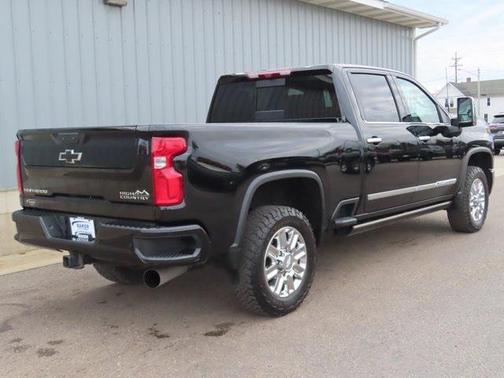 2024 Chevrolet Silverado 2500 High Country