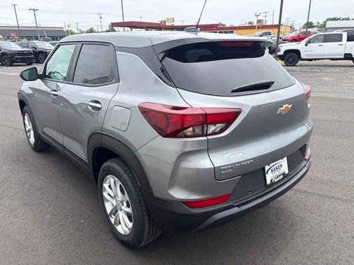 Sterling Gray Metallic 2026 Chevrolet Trailblazer LS