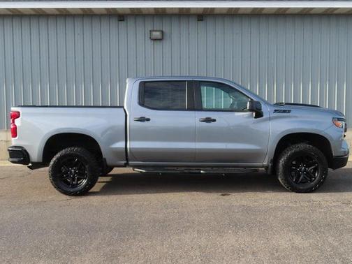 2023 Chevrolet Silverado 1500 Custom Trail Boss