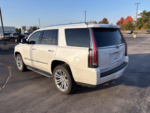 Crystal White Tricoat 2019 Cadillac Escalade Premium Luxury