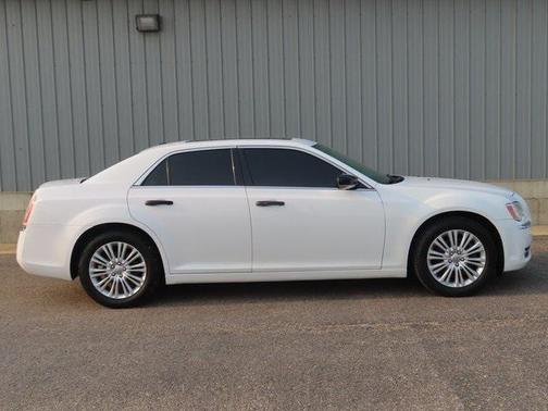 2014 Chrysler 300 S