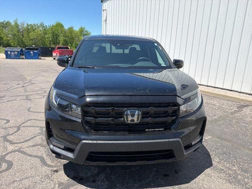 Crystal Black Pearl 2025 Honda Ridgeline Black