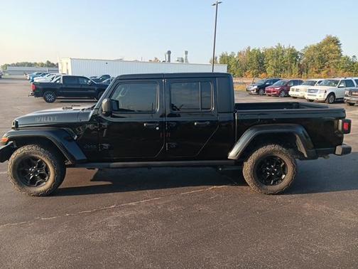 2021 Jeep Gladiator Willys 4x4