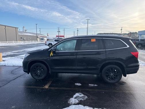 2022 Honda Pilot AWD Black Edition