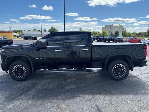 2023 Chevrolet Silverado 3500 High Country