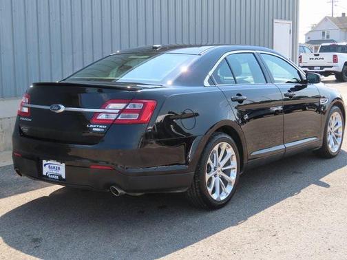 2018 Ford Taurus Limited