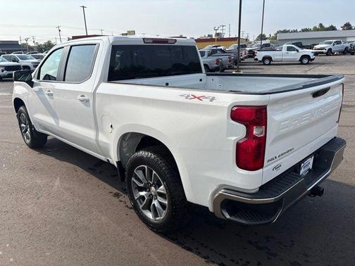 Summit White 2026 Chevrolet Silverado 1500 LT