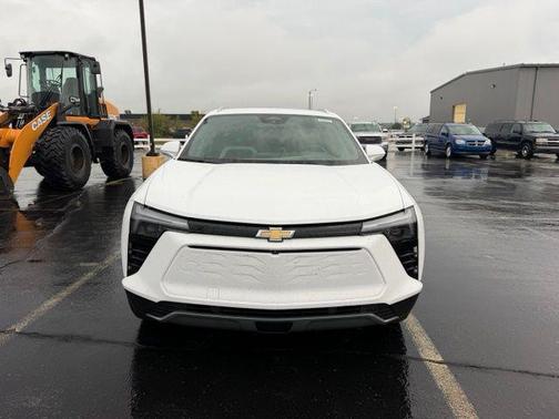 Summit White 2024 Chevrolet Blazer EV eAWD LT