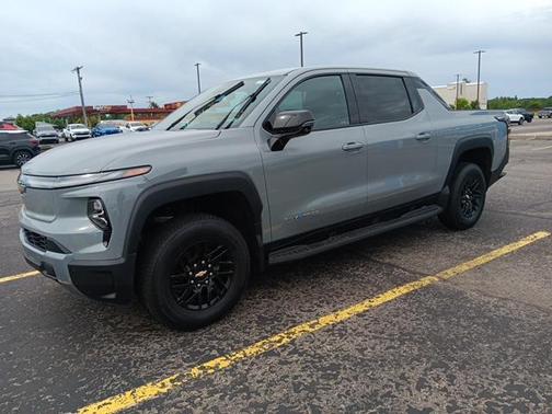 2025 Chevrolet Silverado EV LT