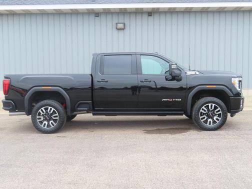 Onyx Black 2023 GMC Sierra 2500 AT4