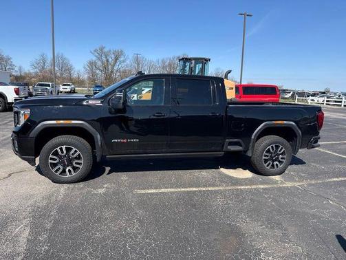 Onyx Black 2023 GMC Sierra 2500 AT4