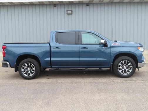 Lakeshore Blue Metallic 2024 Chevrolet Silverado 1500 LT