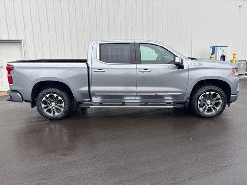 Sterling Gray Metallic 2026 Chevrolet Silverado 1500 High Country