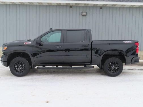 2024 Chevrolet Silverado 1500 Custom Trail Boss