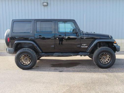 Black Clearcoat 2018 Jeep Wrangler JK Unlimited Sahara