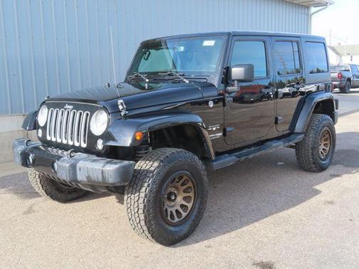 Black Clearcoat 2018 Jeep Wrangler JK Unlimited Sahara