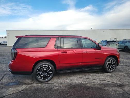 2026 Chevrolet Suburban RST