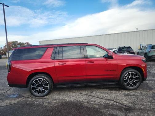 2026 Chevrolet Suburban RST