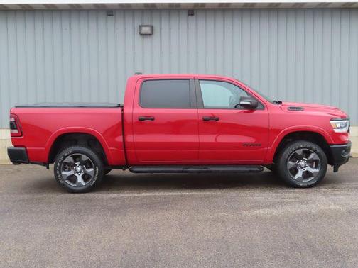 Redline 2 Coat Pearl 2022 RAM 1500 Big Horn/Lone Star
