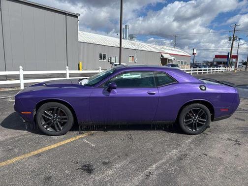 2019 Dodge Challenger SXT