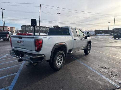 2022 GMC Sierra 2500 Pro