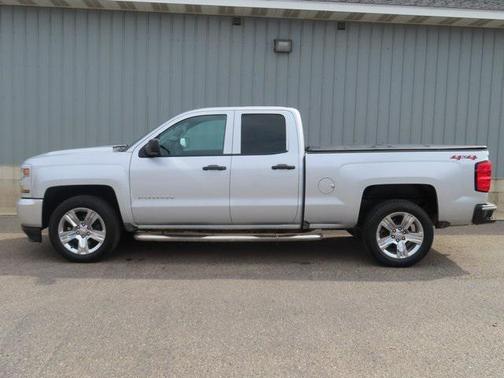 2018 Chevrolet Silverado 1500 Custom