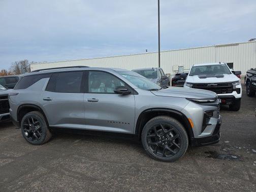 Sterling Gray Metallic 2026 Chevrolet Traverse RS