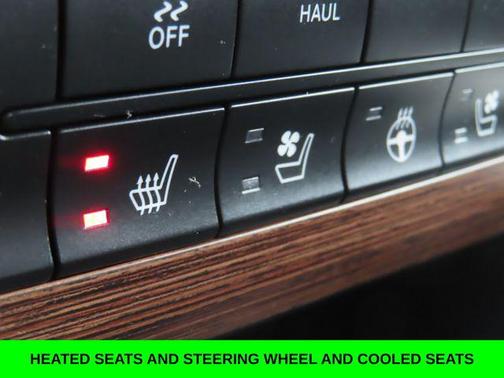 Delmonico Red Pearlcoat 2016 RAM 1500 Laramie