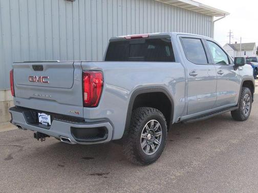 Thunderstorm Gray 2024 GMC Sierra 1500 AT4