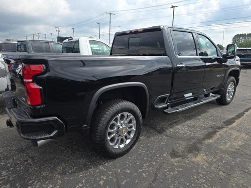 2025 Chevrolet Silverado 3500 LTZ