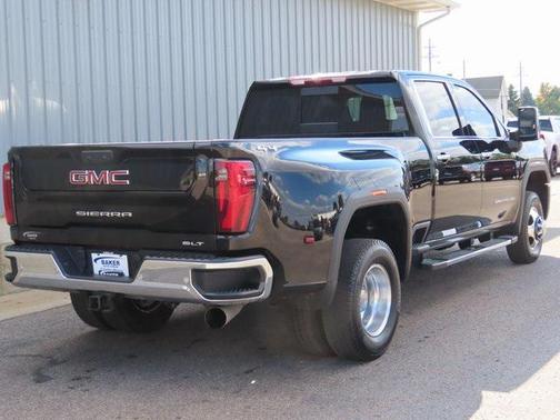 2024 GMC Sierra 3500 SLT