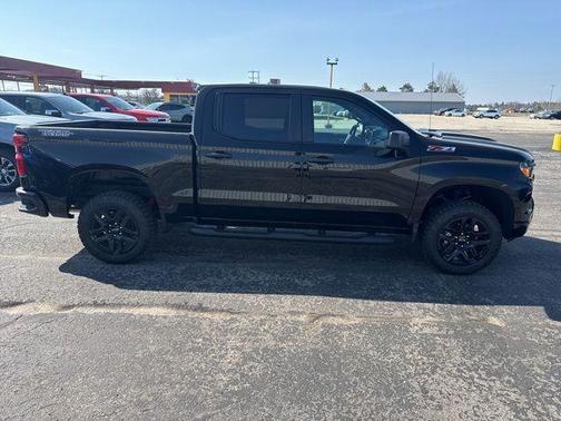 Black 2026 Chevrolet Silverado 1500 Custom Trail Boss