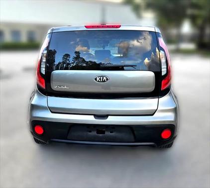2017 Kia Soul Base