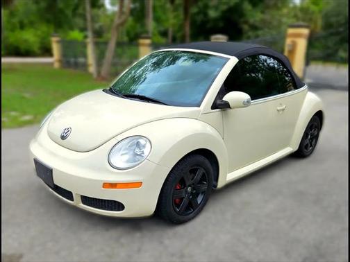 2006 Volkswagen New Beetle 2.5