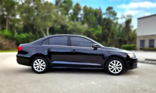 2014 Volkswagen Jetta Auto SE w/Connectivity