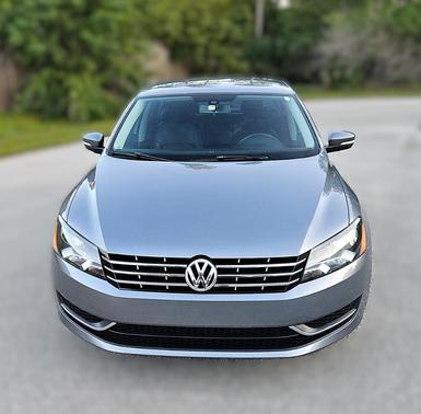 2015 Volkswagen Passat 1.8T Auto SE