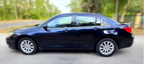 2012 Chrysler 200 Touring