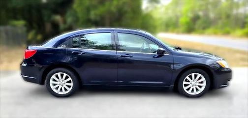 2012 Chrysler 200 Touring