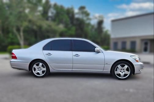 2004 Lexus LS 430 Base
