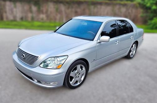 2004 Lexus LS 430 Base