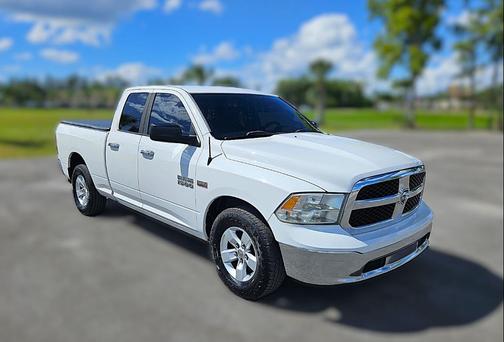 2015 RAM 1500 SLT