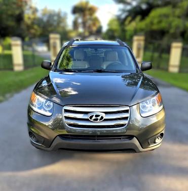 2012 Hyundai SANTA FE GLS