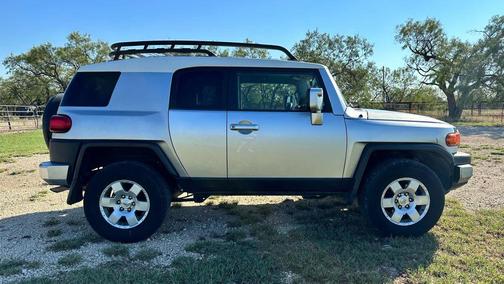 2007 Toyota FJ Cruiser Base