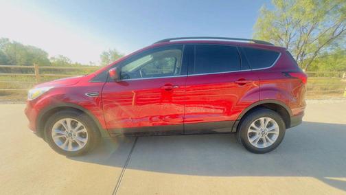 Maroon 2019 Ford Escape SEL