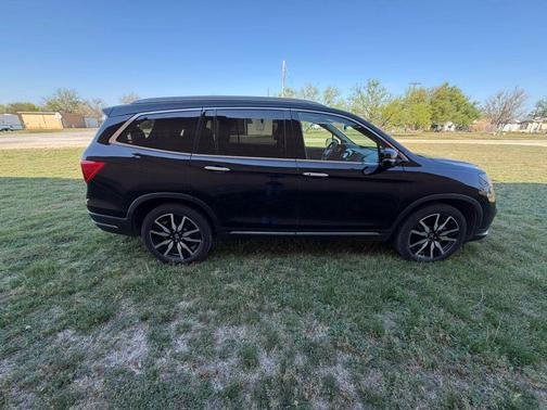2020 Honda Pilot Touring 8-Passenger