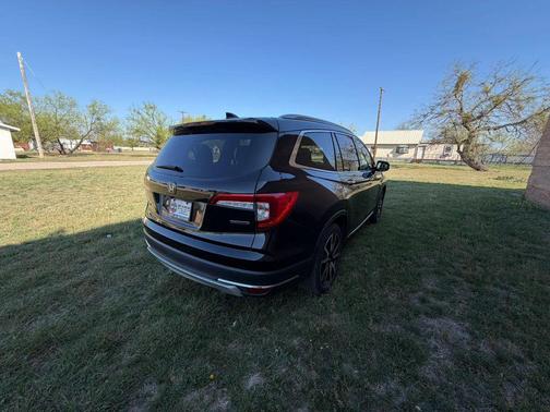 2020 Honda Pilot Touring 8-Passenger
