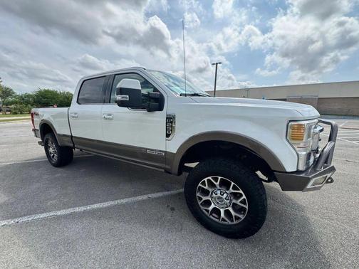 White 2020 Ford F-250 King Ranch