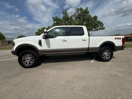 White 2020 Ford F-250 King Ranch