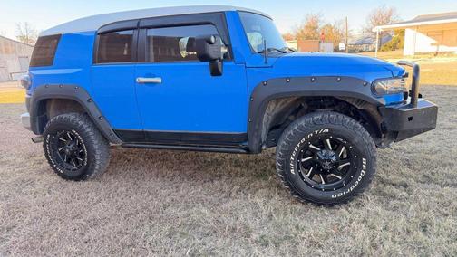 2007 Toyota FJ Cruiser Base