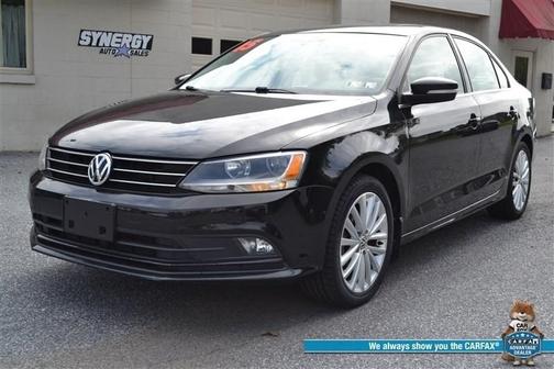 2015 Volkswagen Jetta Auto SE w/Connectivity/Navigation